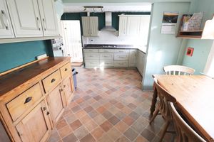 Photo 25- click for photo gallery